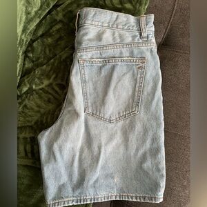 Madewell Woman’s Baggy Jean Shorts Bessemund Wash Size 27